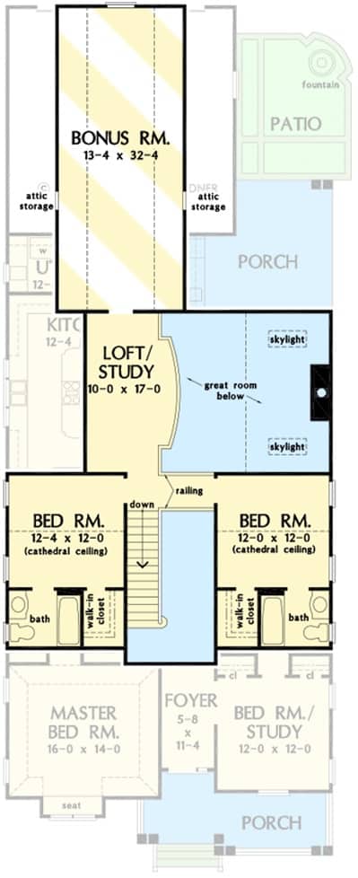 二级平面图有两间卧室,一个阁楼,奖金的房间。